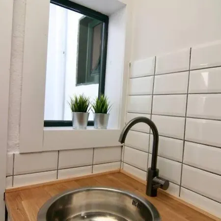Apartment Nuevo, Recien Remodelado: Estudio 3 Personas *