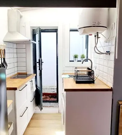 Estudio Renovado En El Centro Historico * Vigo