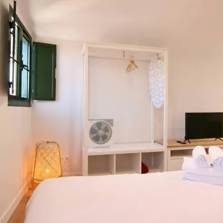 Estudio Renovado En El Centro Historico * Vigo